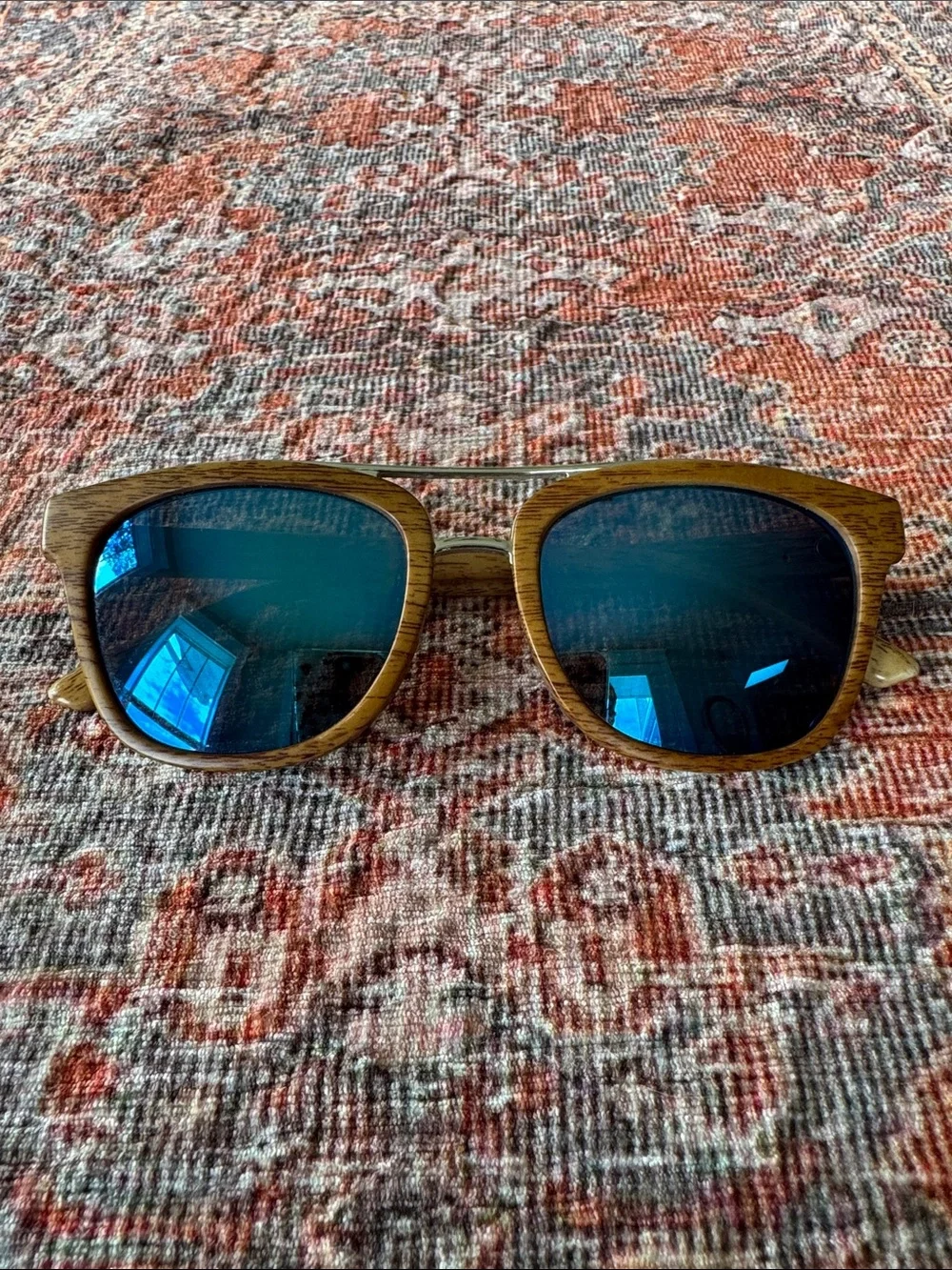 Southpole Woodgrain Bar Sunglasses Sunnies Silver Bar and Blue Metallic Lenses